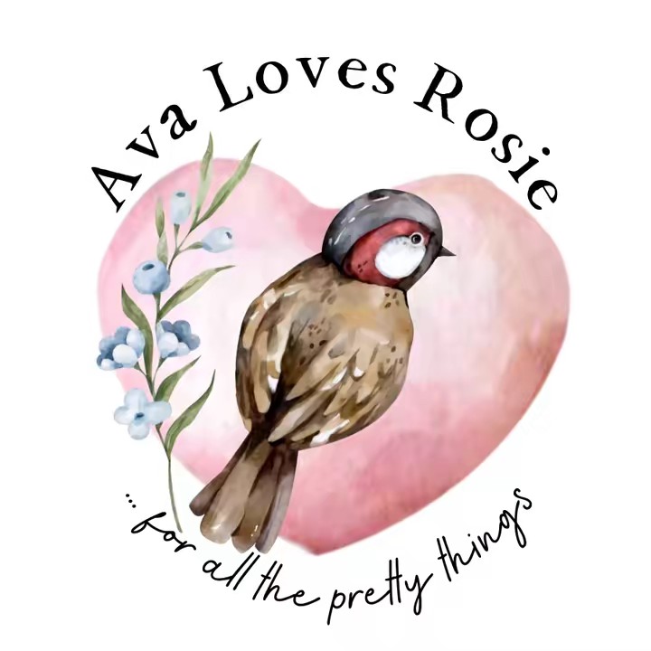 Ava Loves Rosie