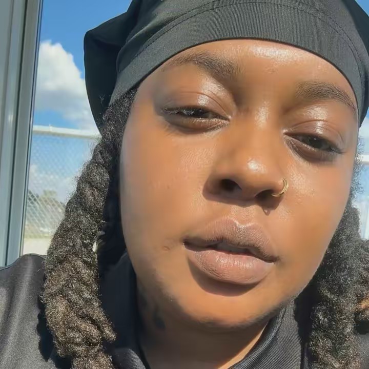 🧸♬ൠ Ã𝓊𝓉н𝓔ℕт𝒾℃ -ᗷ€𝐈𝓝ⓖ👑