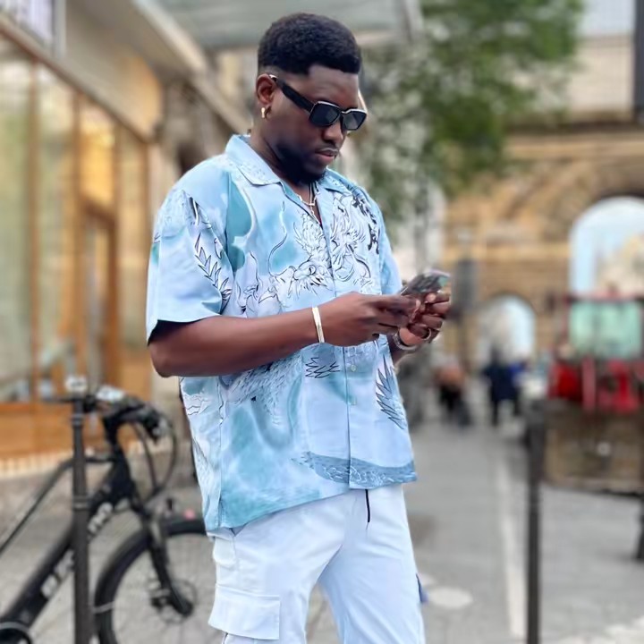 Pages officiels wikipedias