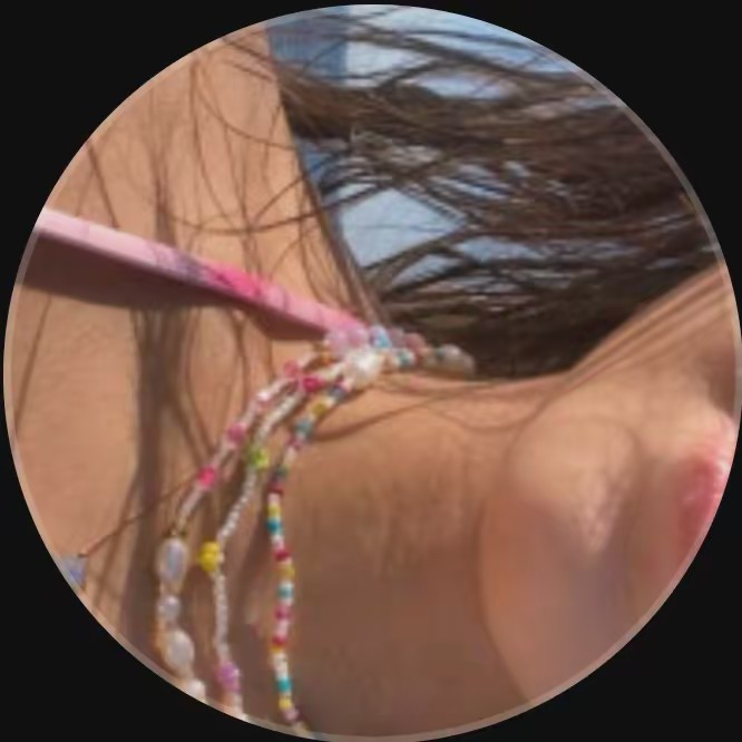 Gabyrolaine conta segundaria