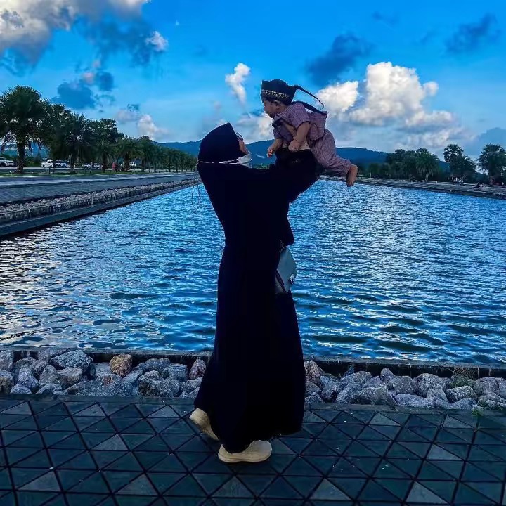 อามานะ ช้อป