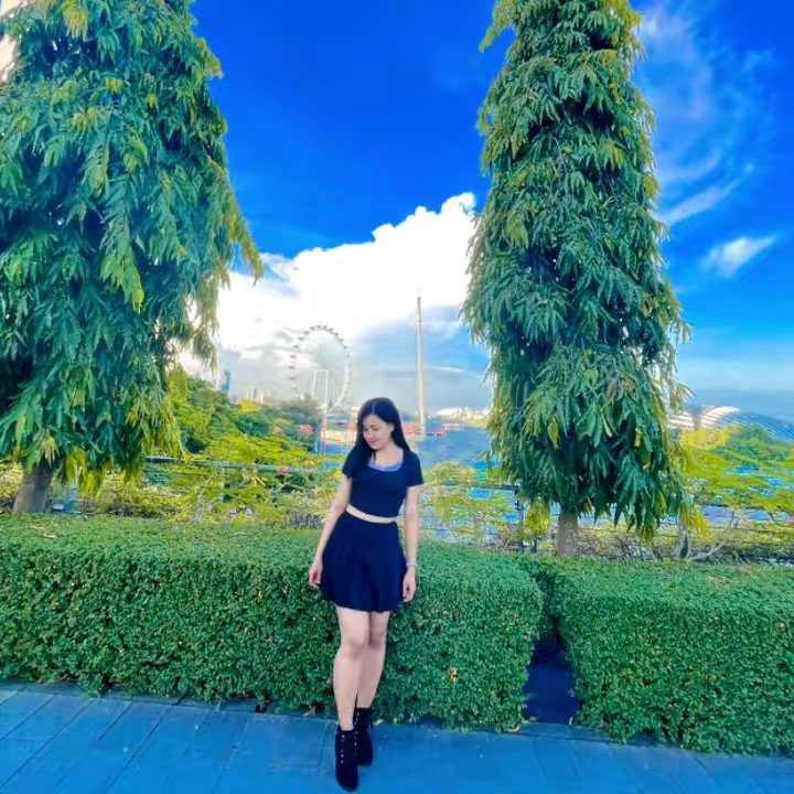 Yu Lay💙💜🌸🦋🦋🌊