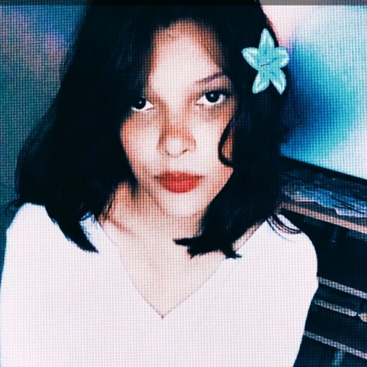 𝓶𝓪𝓻𝓲𝓹𝓲𝓵𝔂 ❀•~°