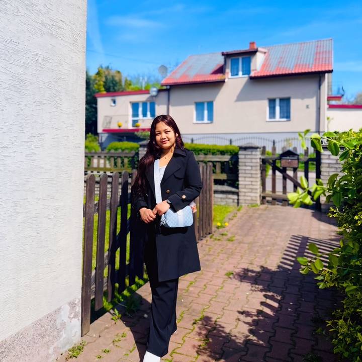 Sangita magar👩🏻‍🦰