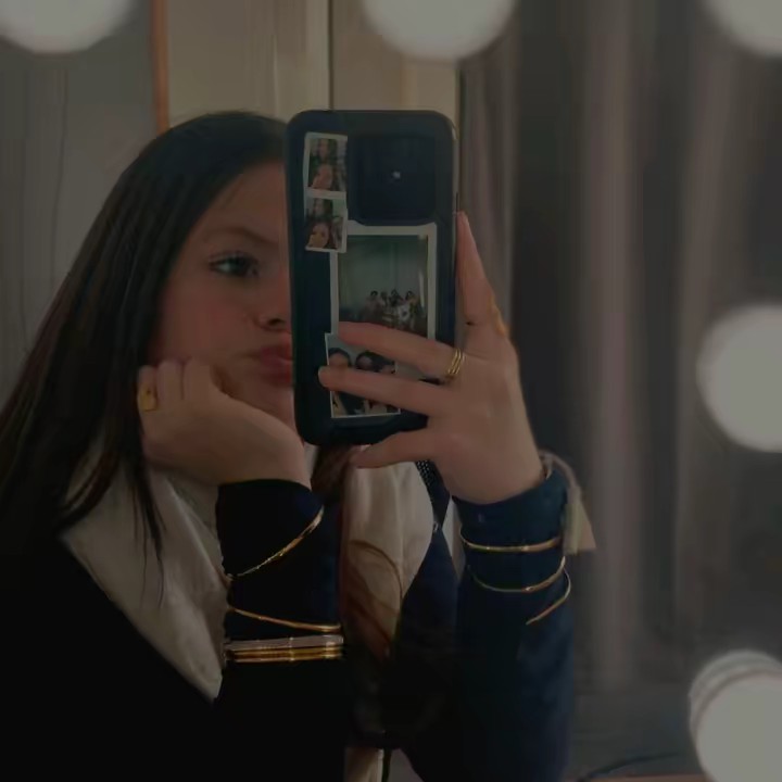 𝓣𝓱𝓪𝓲𝓼🍒