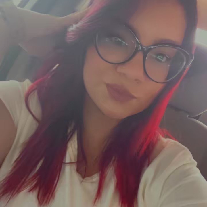 Krystal Montañez 🌻🧿🦋