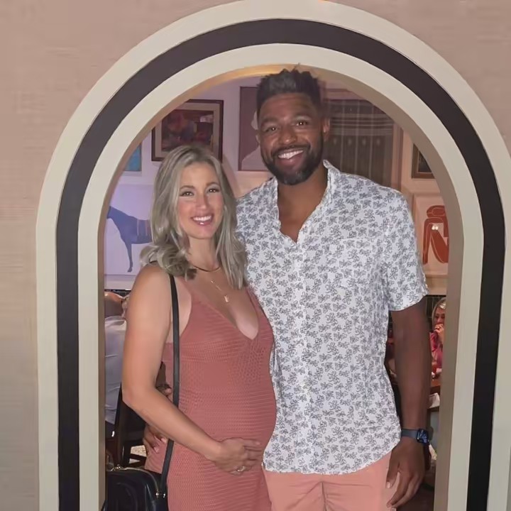 Alec Kristin Singletary