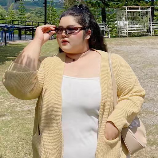 เเม่ค้าชื่อเขียว