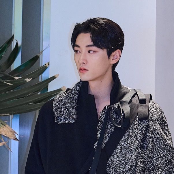 🦄YouNi 유니🦄