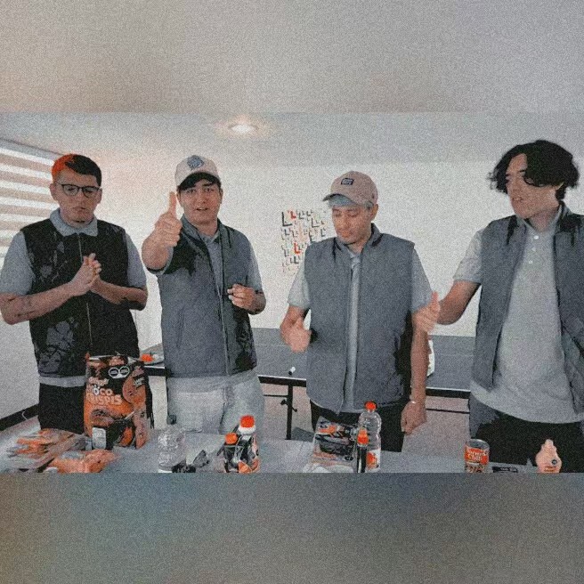 El uriel y sus chalanes