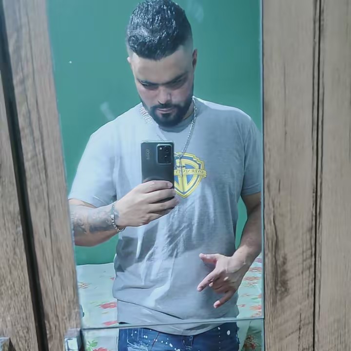 Adelicio Pereira Flores