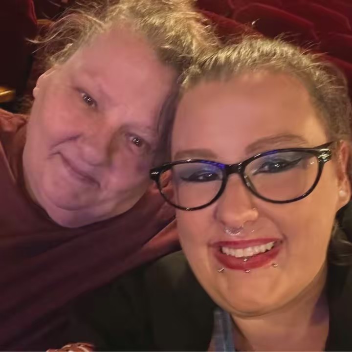 𝕯𝖆𝖓𝖓𝖎 𝕯𝖔𝖓𝖚𝖙𝖘 🍩💜