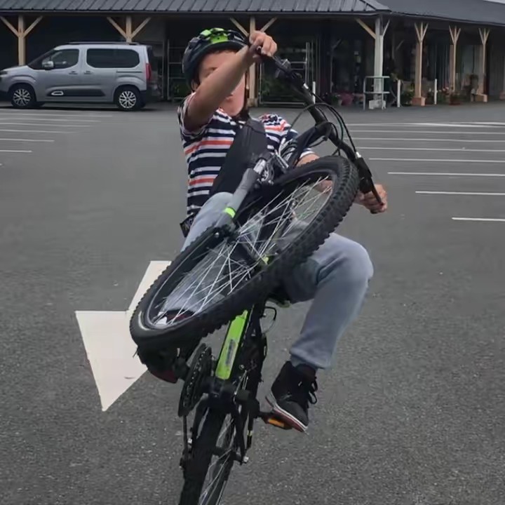 🇫🇷bikelife_math🇫🇷