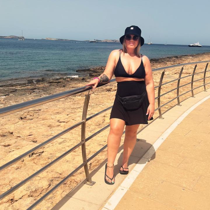 Danielle Louise Bennett