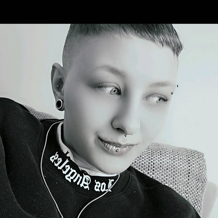 😈_Eiskaltes_PsychoMädchen_⛓️