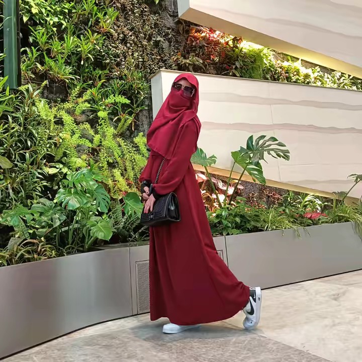 ◦♡°J@v@👑QU€€N°♡◦