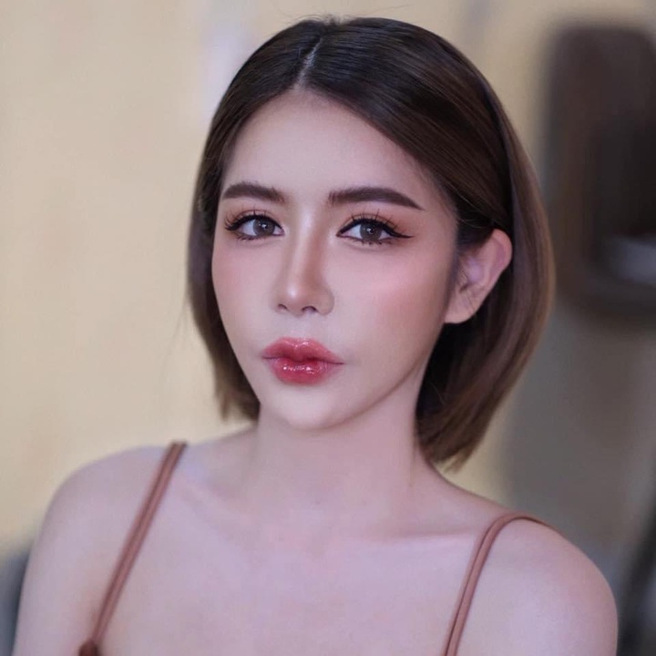 แม่ค้าชื่อน้ำทิพย์