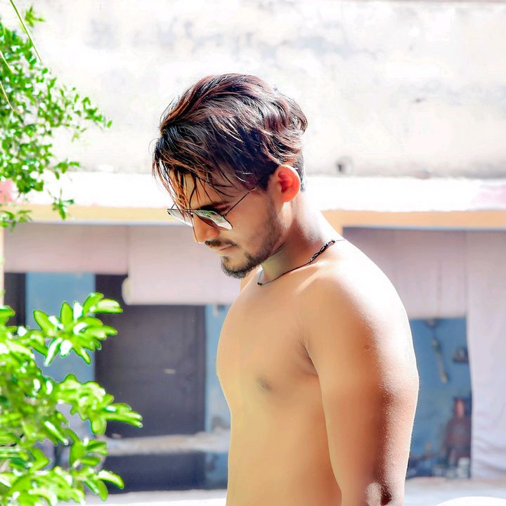 र डार्लिंग👑K