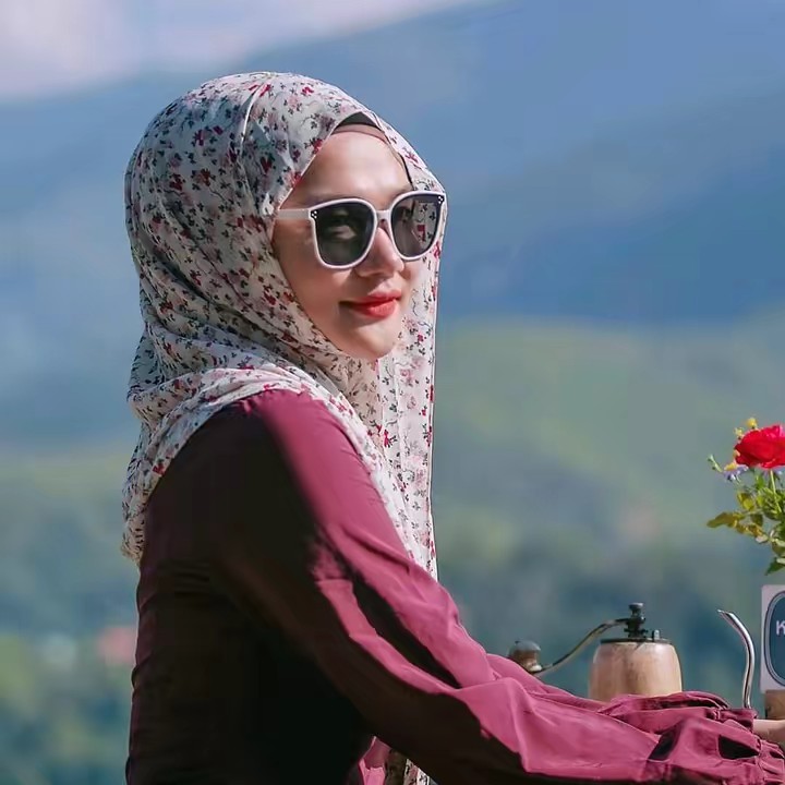 มิลนี่ ซาวีน่า