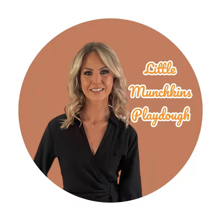 Little munchkins playdough