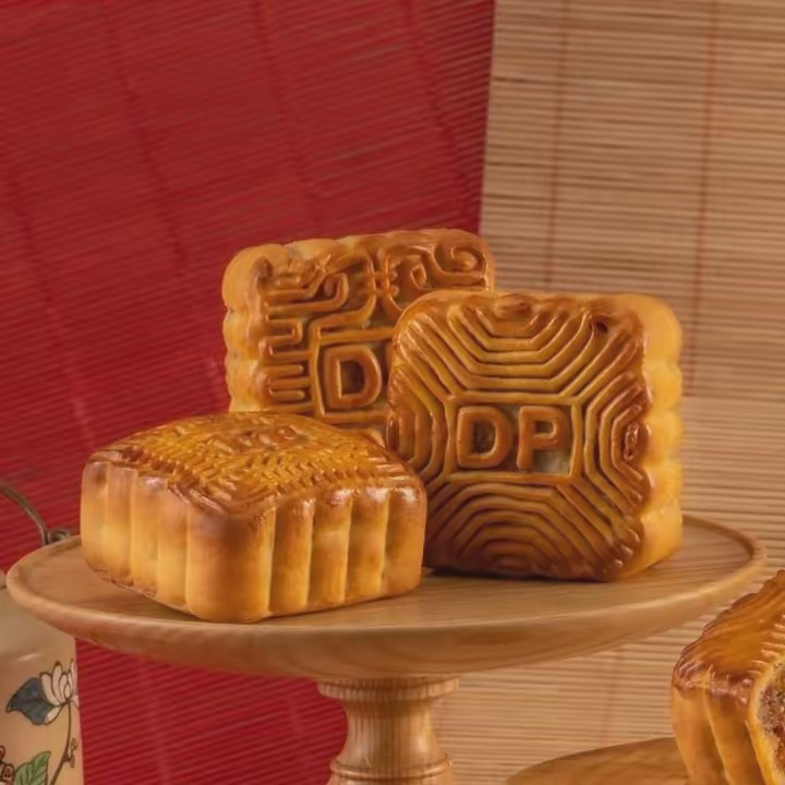 Bánh trung thu Đông Phương