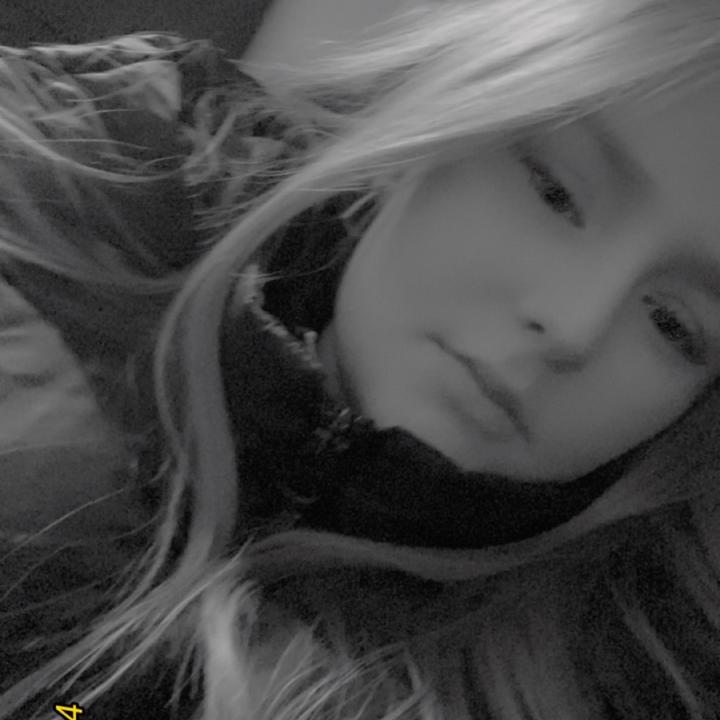 ♡ 𝕬𝖑𝖊𝖝𝖎𝖘 𝖕𝖔𝖙𝖙𝖊𝖗 ♡