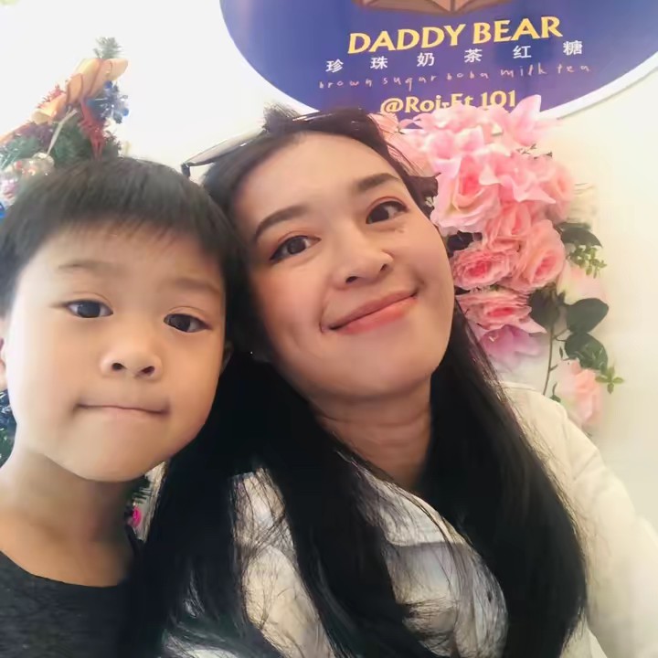 พี่อู๋หม่าม้าซัน