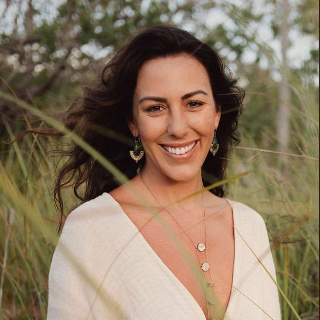 Tara•Holistic Health Coach🦋