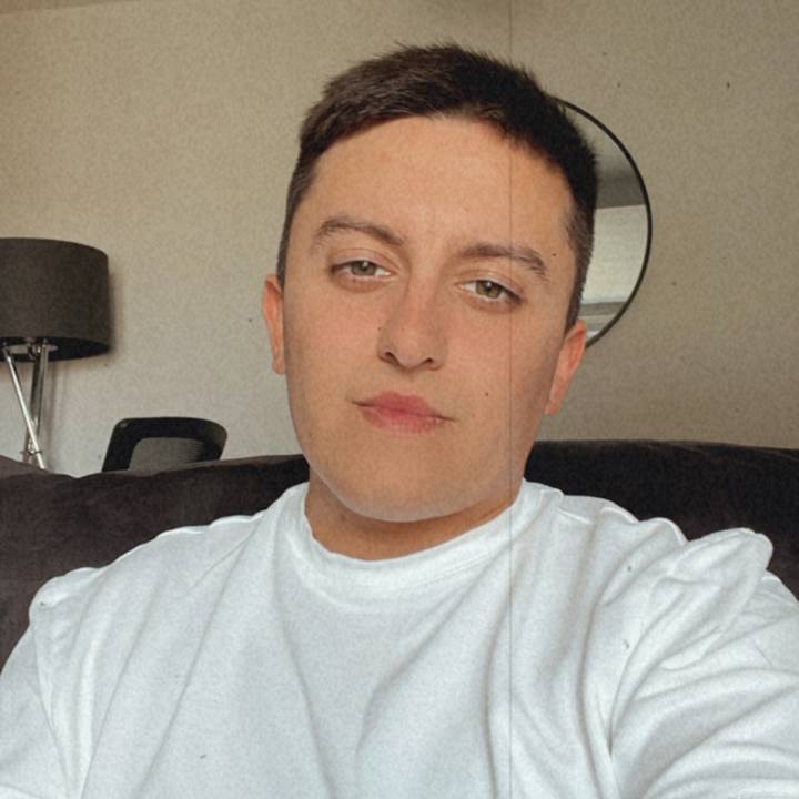 Author Ben McKenzie - UF & PNR