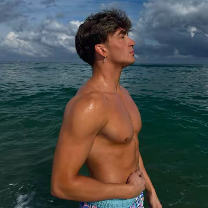 Noah D