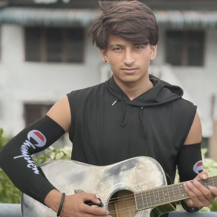 shunil xetriy 🥀❣️🥀99