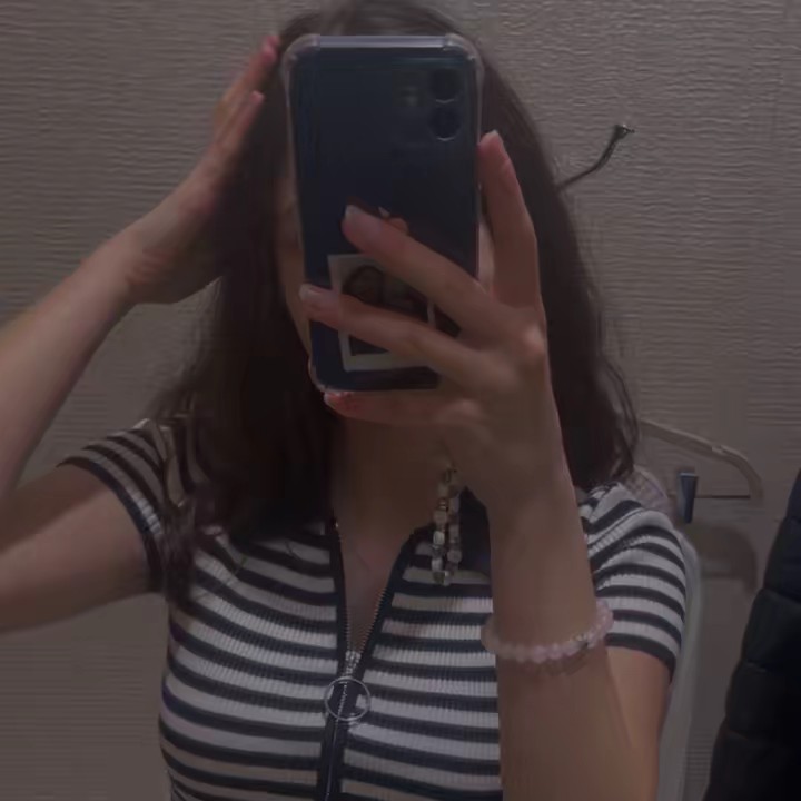 •𝐀𝐦𝐛𝐞𝐫 愛•