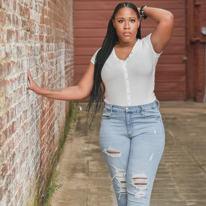 𝒜𝓁𝑒𝓍𝓊𝓈