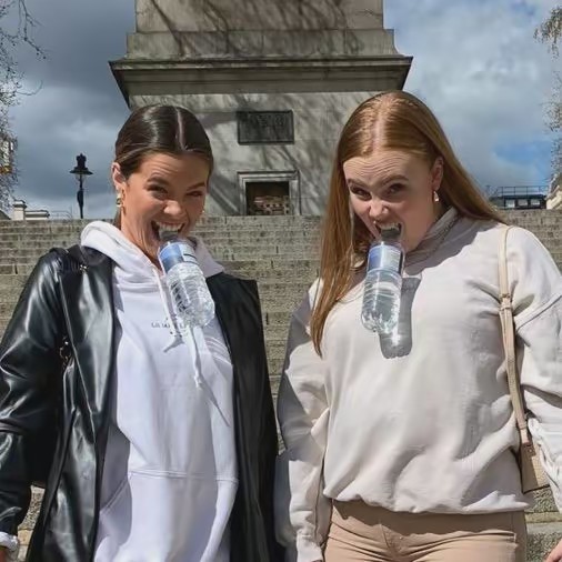 Hannah and Lottie 💘