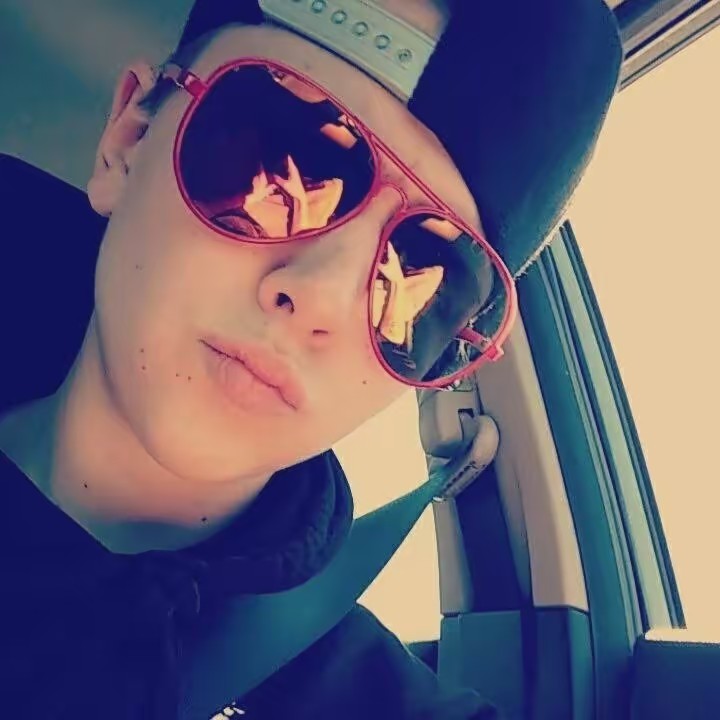 🦴 🦴 KingBones 🦴 🦴