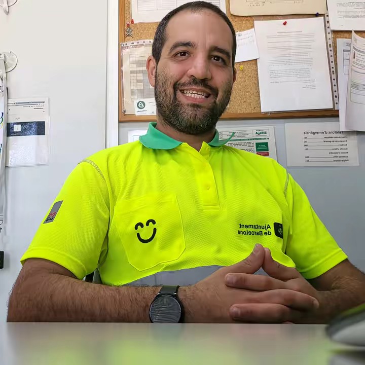 🅴🅽🅶🅻🅰🆁🅳