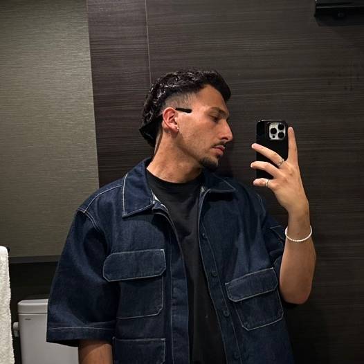 ℂ𝔞𝔯𝔞𝔪𝔢𝔩𝔬