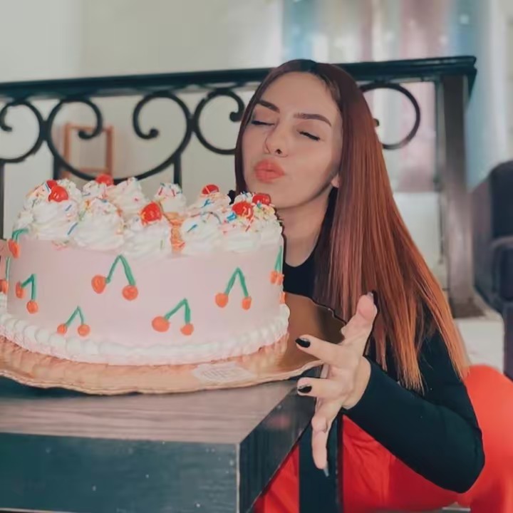 •𝗮𝗹𝗼𝗻𝗱𝗿𝗮•