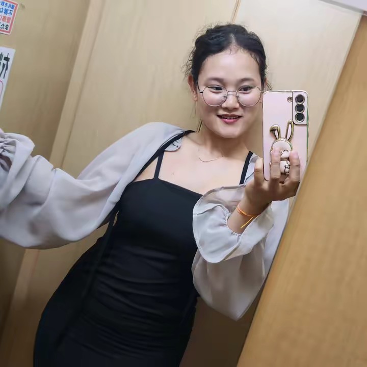 ニンダリコ-🧑‍🎓🐷🌺👰🤵🏘️🇲🇲🇯🇵