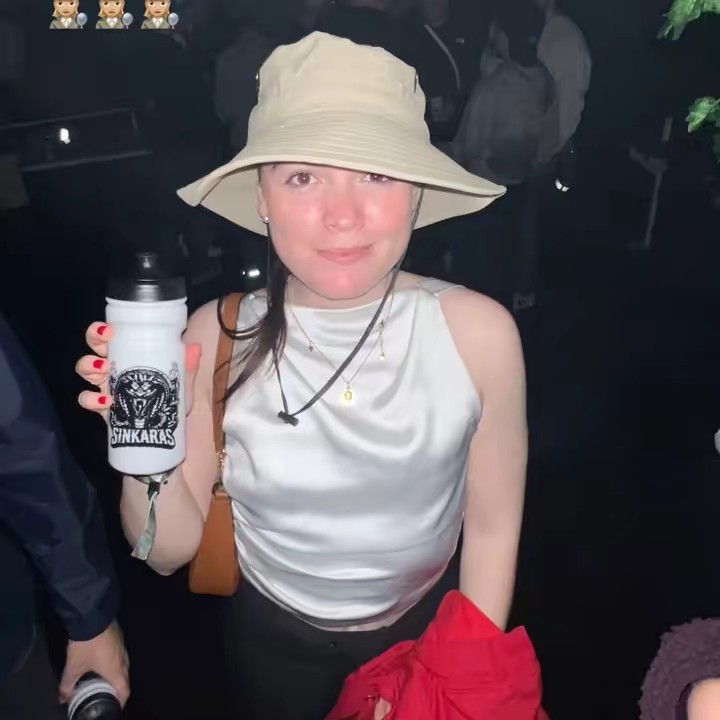 const’ 🩶🪩🌷