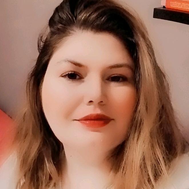 Astrolog Gizem Engin