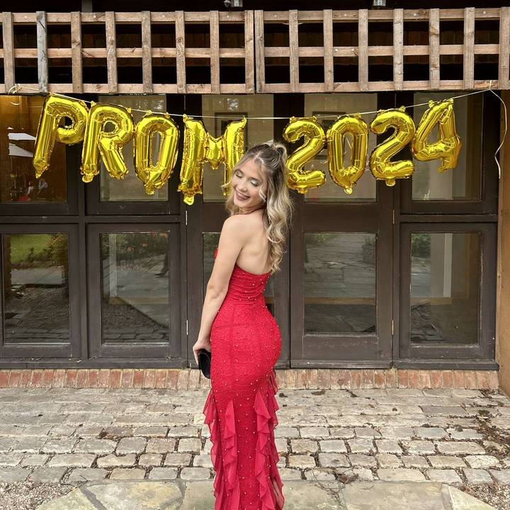 𝒄𝒍𝒂𝒖𝒅𝒊𝒂💋