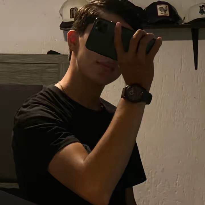 𝑨𝒍𝒆𝒙 𝑮𝒖𝒕𝒊é𝒓𝒓𝒆𝒛