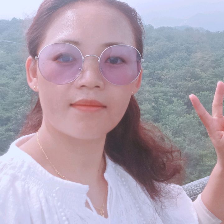 star sunuwar 🇰🇷 🇳🇵