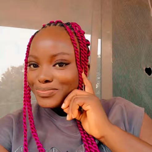 ÀDÂÑÑÈ YÅ❤️💞💕