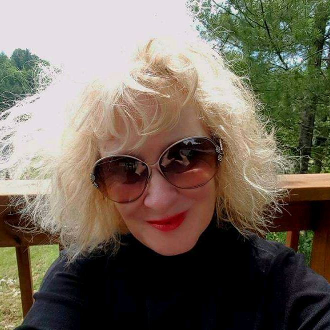 🕊💙Wendie Blessing-Svoboda