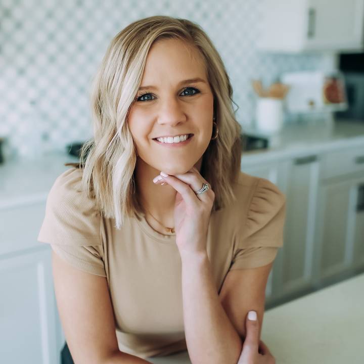 Brook // Wife + Mama