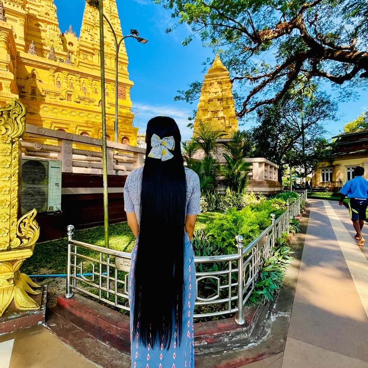 May Txazin Aung 🍎