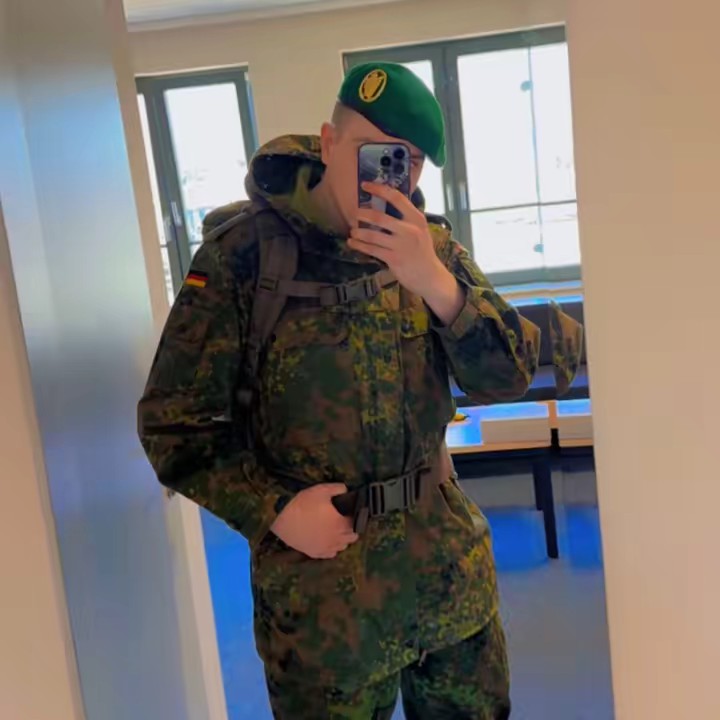 🇩🇪 Lori 🇩🇪