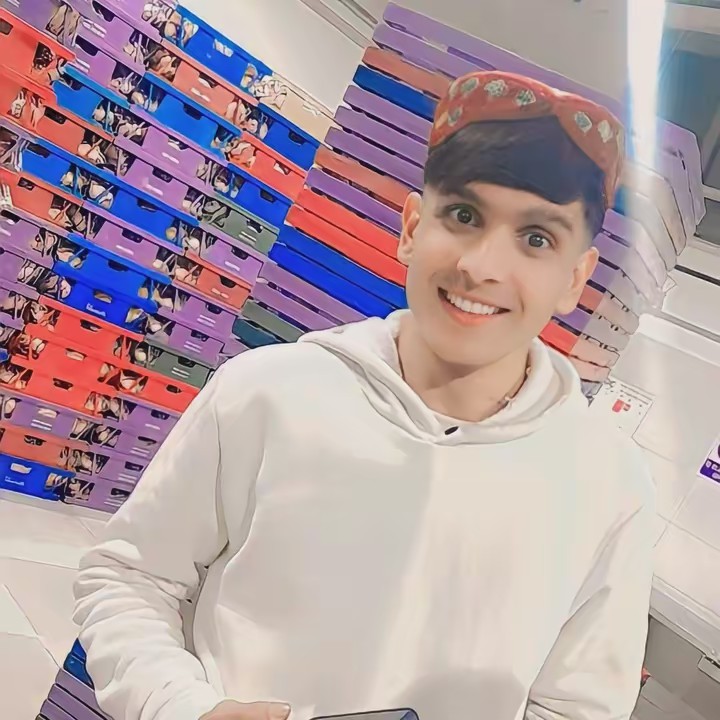 ساحل 🦅🦅تنها 🦅🦅